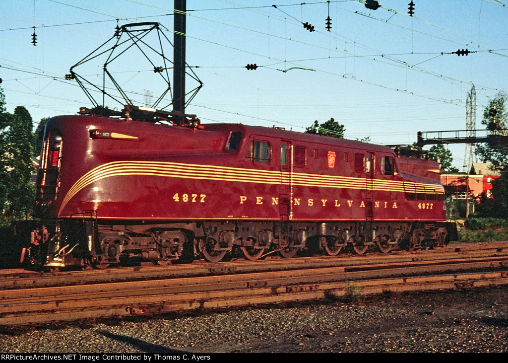 NJT 4877, GG-1, c. 1981
